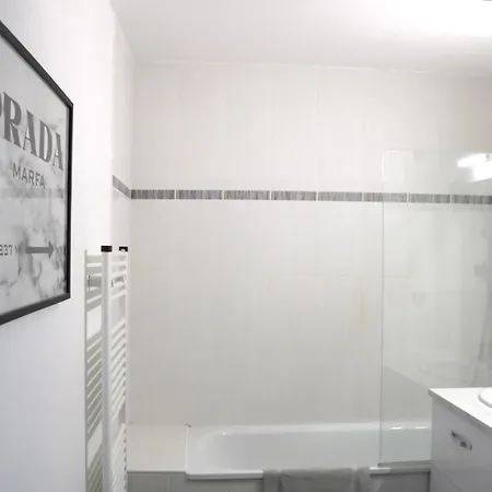 T2 Moderne, Vintage & Cosy Апартаменты *